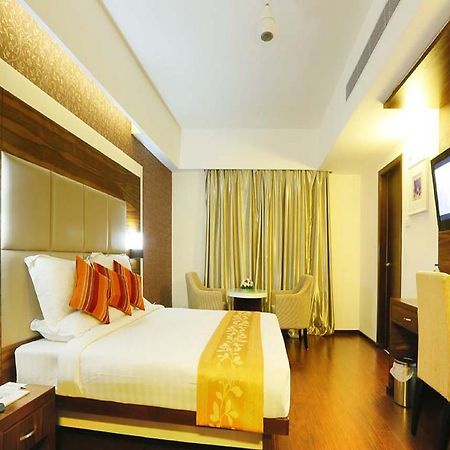 Hotel Moonlit Regency Thodupuzha Exterior foto